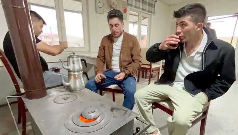 Temmuz Ortasında Soba Yakmak Zorunda Kalan İlin Sıcaklık Krizi