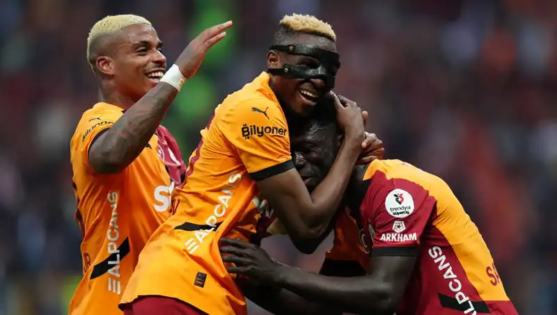 Lemina: Osimhen'in Tercihlerine Saygı Duymalıyız, Takım Ruhu Öne Çıkmalı