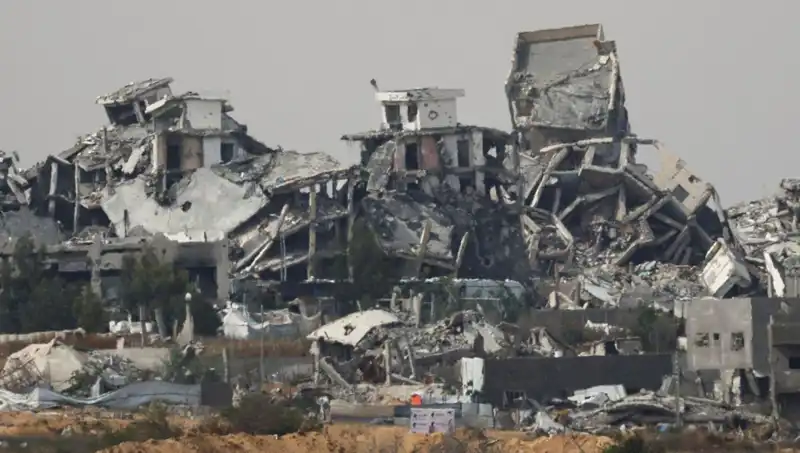 Gazze'de İsrail Saldırıları: 24 Saatte 153 Filistinli Hayatını Kaybetti