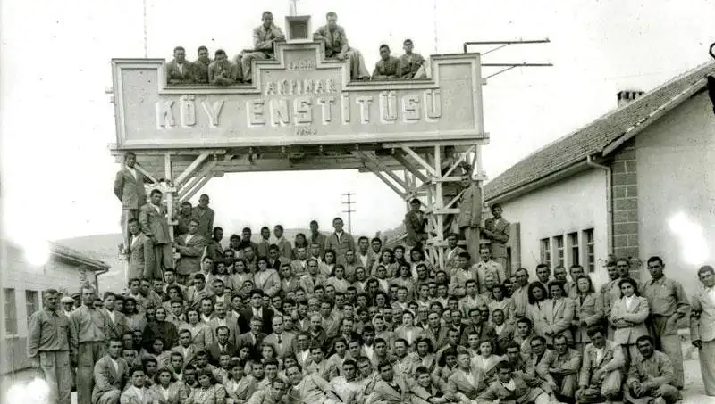 17 Nisan Köy Enstitüleri: Eğitim Devriminin Yıldönümü Kutlanıyor