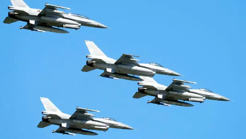 ABD'nin F-16 Planı: Ukrayna'ya Yaralı Hava Gücü Desteği