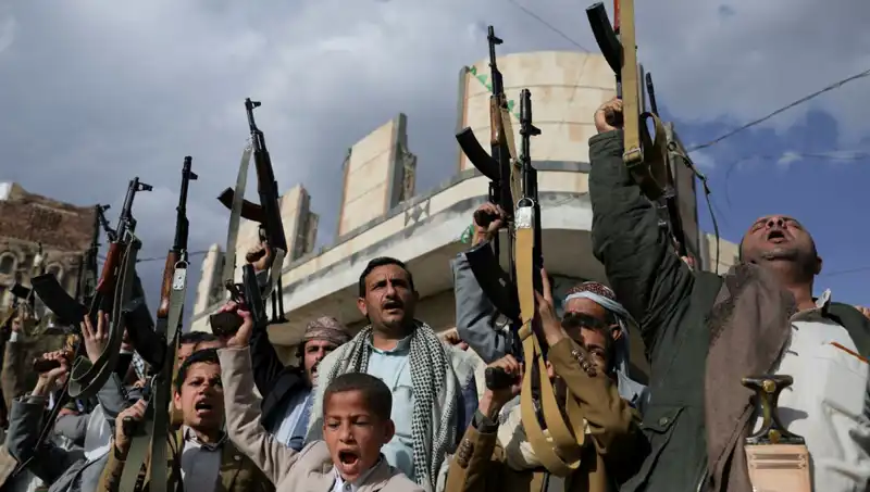 Husiler, Yemen'de ABD ile Çatışma İçin Kara Harekatına Hazırlanıyor!