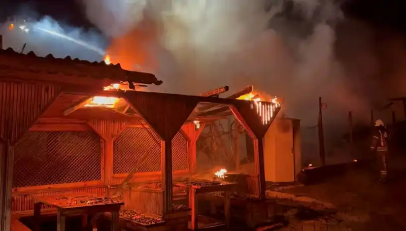 Şile'de Altı Gözleme Restoranı Alev Alev Yandı: Yangının Sebebi ve Sonrası