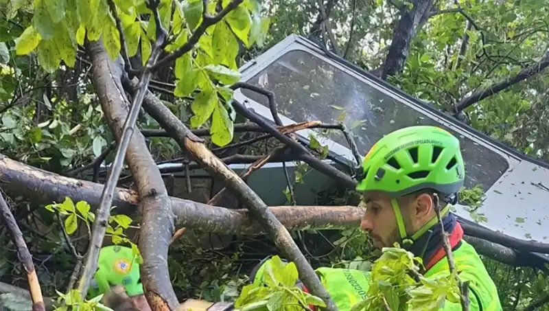 İtalya’da Teleferik Felaketi: Koptu, 4 Hayat Gitti!