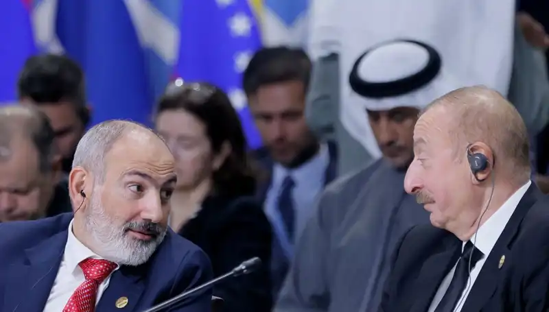 Aliyev ve Paşinyan'ın Barış Görüşmeleri: Yeni Bir Dönem mi Başlıyor?