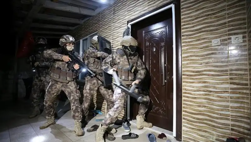 158 Şüpheliye Yaptırım: Suç Örgütlerine Dev Operasyon