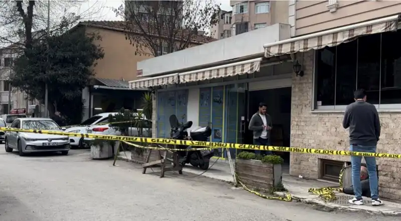 İstanbul’da Bir Oto Tamircisi İş Yerinde Gizemli Ölüm: Neler Oldu?