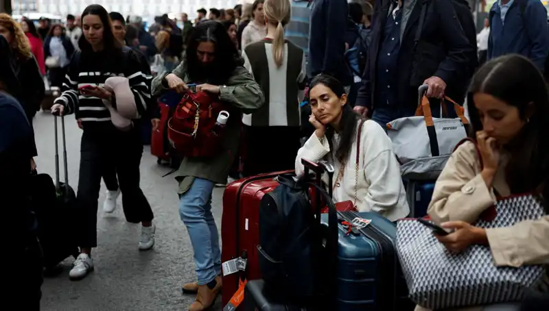 İspanya'da Kablo Hırsızlığı: Tren Yolcuları Zor Anlar Yaşadı
