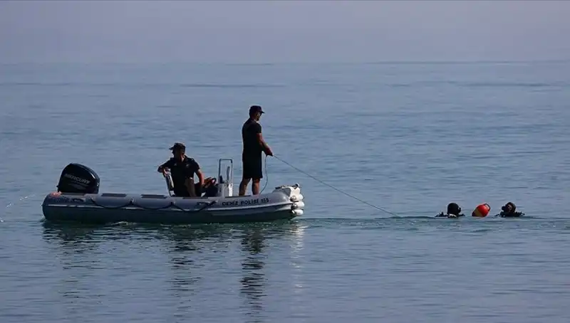 Kuşadası’nda Serinlemek İçin Denize Giren Genç, Feci Bir Şekilde Boğuldu