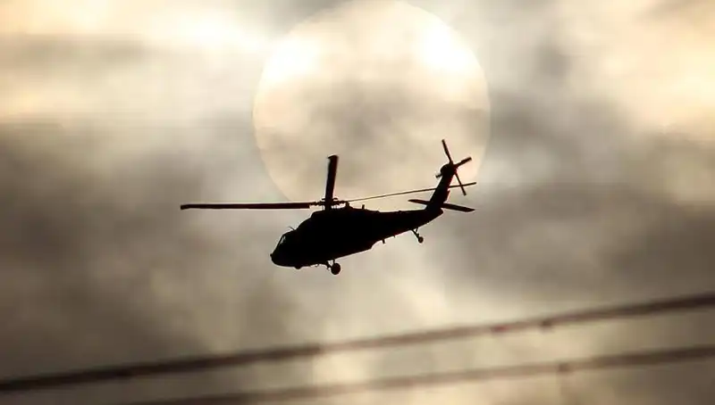 ABD’de Üzücü Kaza: Ambulans Helikopteri Düştü, Üç Kişi Hayatını Kaybetti