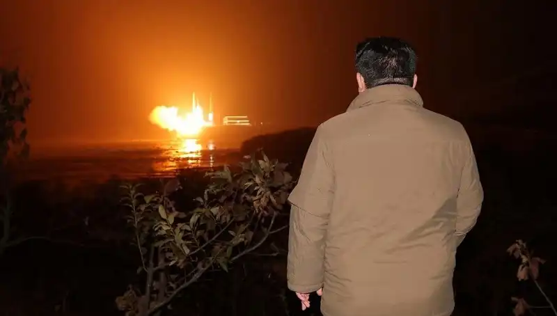 Kuzey Kore Silahları: Faturasını Kimler Ödüyor? Amerikalılar mı?