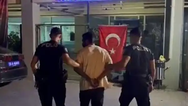 İzmir’de 18 Yıl 9 Ay Hapis Ceza Alan Firari Yakalandı: Detaylar Ortaya Çıktı
