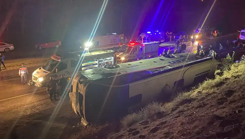 İşçi Servisi Kontrolden Çıktı: 23 Yaralının Korkunç Kazası