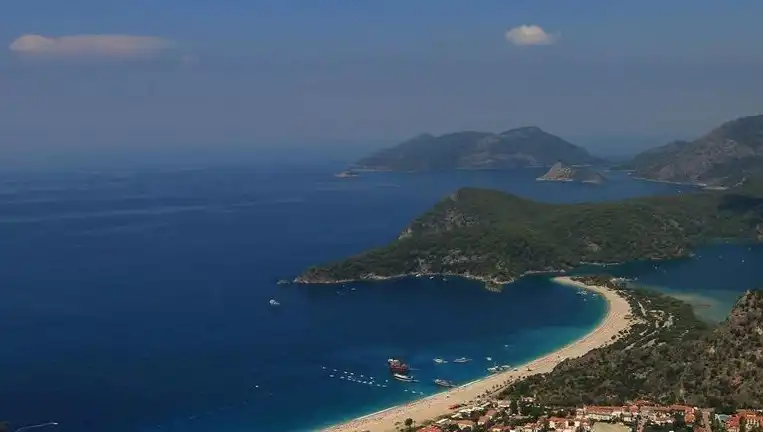 Atina’nın Deniz Planlaması: Tepkiler Alevleniyor, İddialar Redd ediliyor