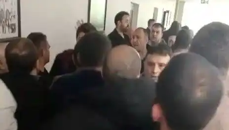 Karamürsel Belediyesi'nde İhale Kavgası: Sıcak Gelişmeler ve İddialar