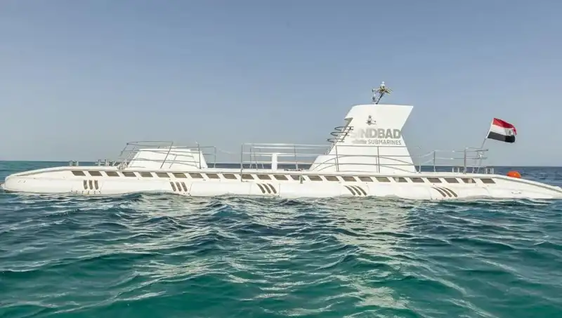 Kızıldeniz'de Şok Facia: 44 Turist Taşıyan Denizaltı Battı!