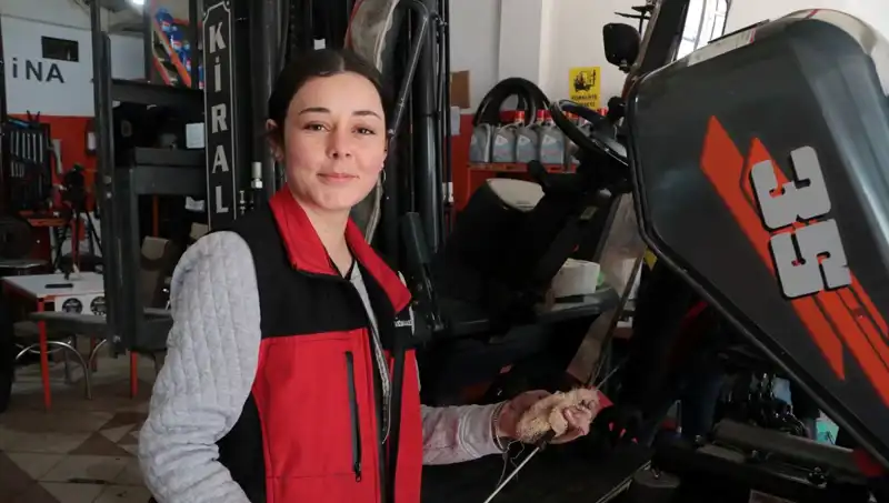 Sanayinin Tek Kadın Çalışanı Melike Hanım: Bir Kadının Cesur Hikayesi