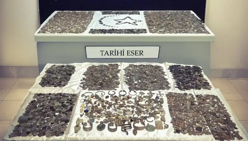 Sınırda 12 Bin 770 Tarihi Eser Ele Geçirildi: Geçmişe Işık Tutan Operasyon