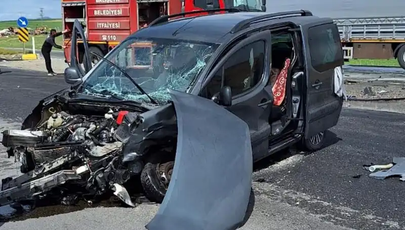 Ankara Yolunda Feci Kaza: Üç Kişi Yaralandı, Detaylar Şaşırtıcı