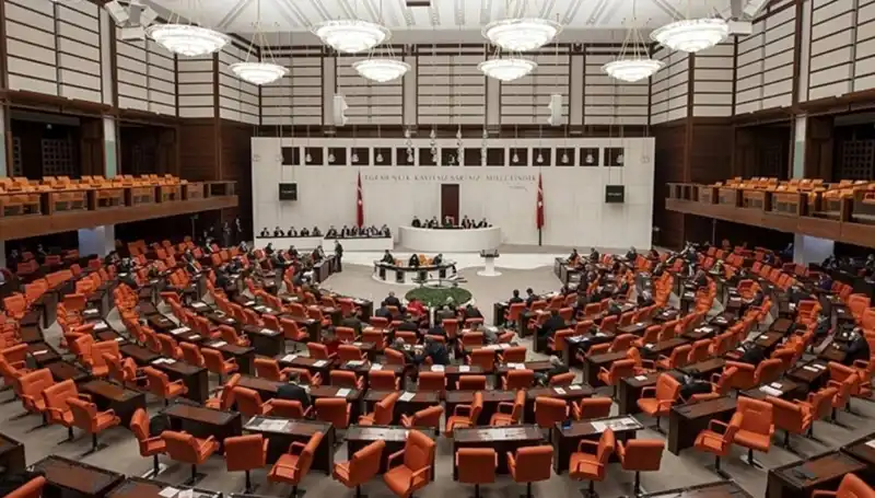 Meclis'te Gıda Zehirlenmesi İddialarına Cevap: Hasan Turan Açıkladı