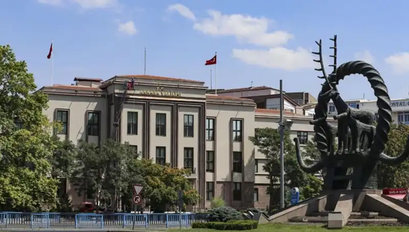 Ankara Valiliği'nin 12/12 Çalışma Sistemi ile Yeni Dönem Başlıyor