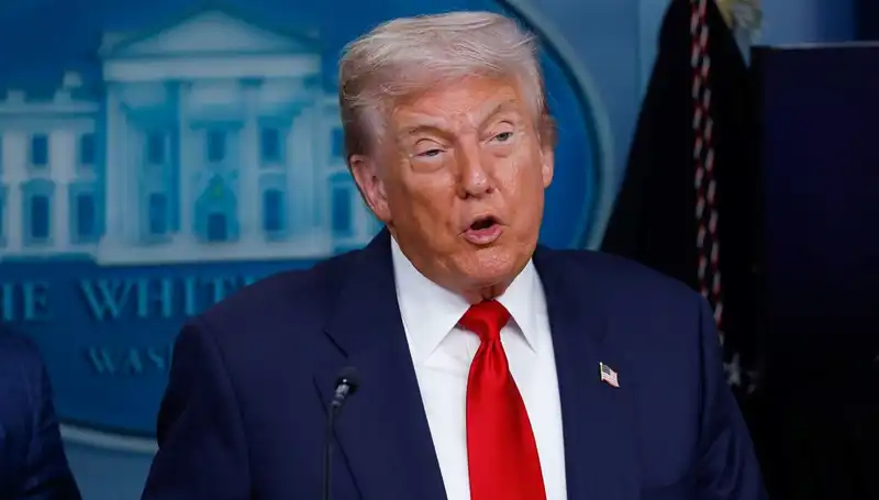 Trump Tarifeleriyle Bütçe Açığı 4 Trilyon Dolar Azalabilir: Ekonomi Uzmanlarının Yorumları