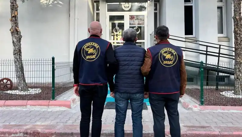 MİT TIR’larının Durdurulmasına Karışan Eski Emniyet Müdürü Yakalandı
