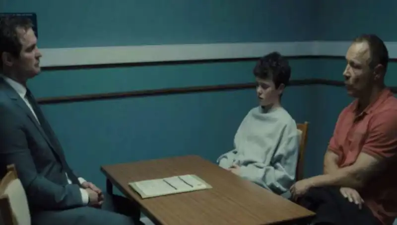 Adolescence Dizisi: Gerçek Bir Hikaye Mi, Yoksa Kurgusal Bir Epik Mi?