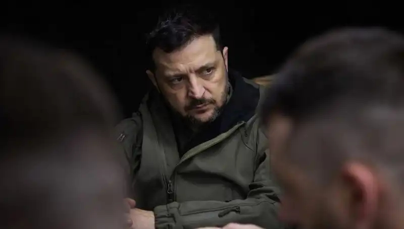 Zelenski: Rusya, Kuzey Kore Yapımı Füze Kullanarak Saldırıyor!