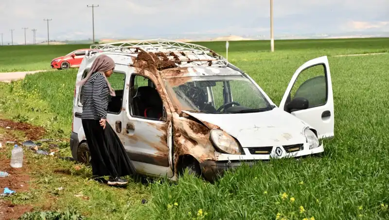 İki Otomobil Çarpıştı: 6 Çocuk, 10 Kişi Yaralandı!