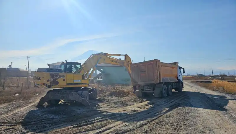 Iğdır'da Hayalet Binalar Yıkıldı: 179 Metruk Yapı Saf Dışı Bırakıldı!