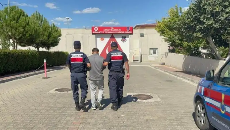 44 Yıl Hapis Ceza ile Aranan Kişi Edremit’te Yakalandı