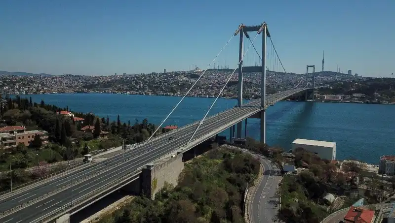 İstanbul'daki Deprem Sonrası Uraloğlu'ndan Köprü ve Tünel Durumu Açıklaması
